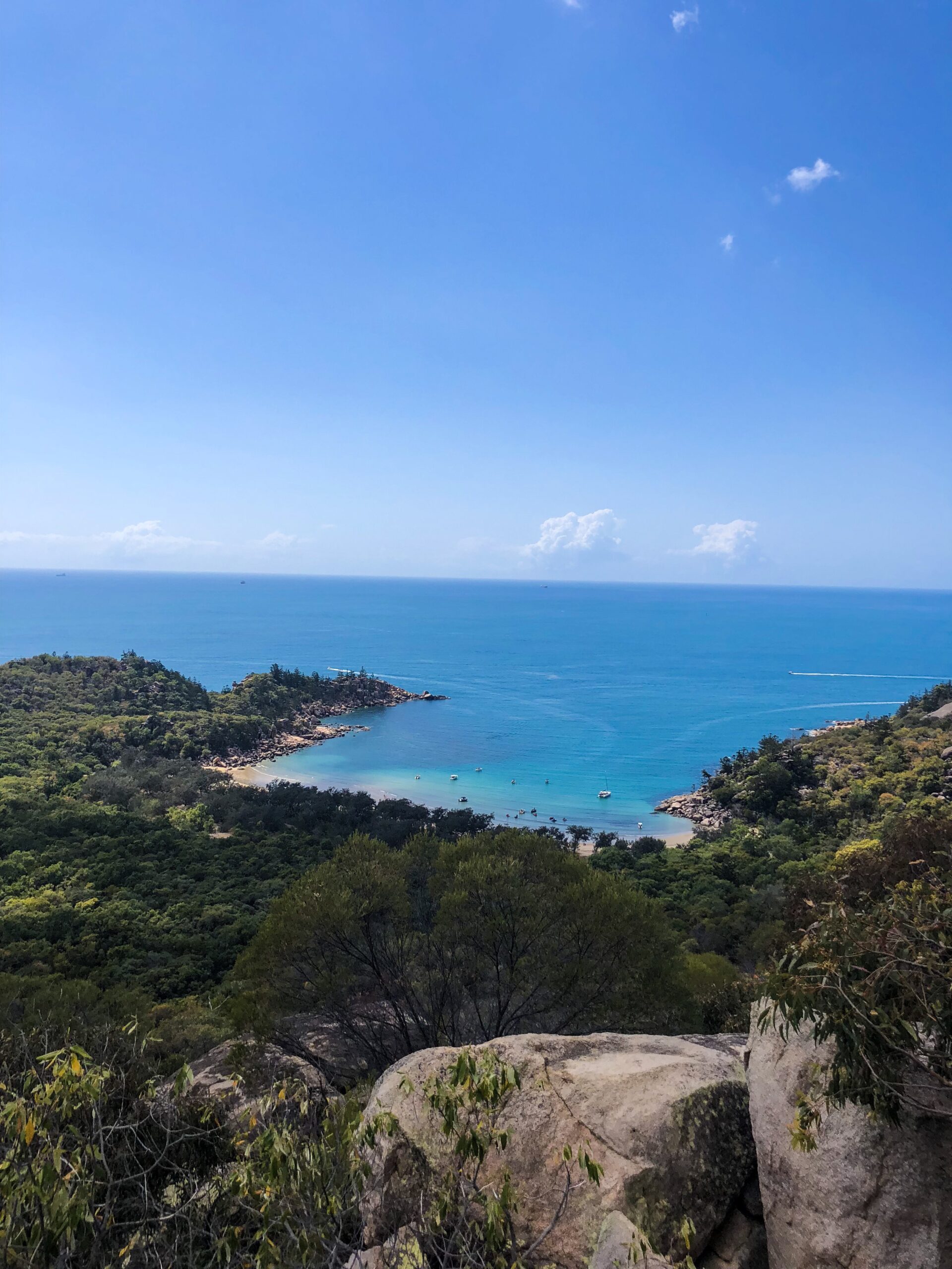 MAGNETIC ISLAND: Must Dos